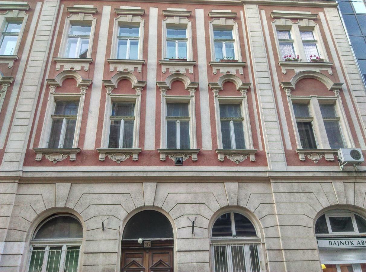 Ferjoe'S Home Apartman Budapest Exterior foto